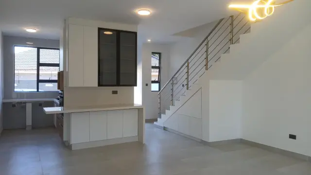 Flat/Apartment to Rent in Borrowdale