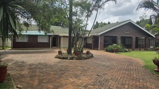 5 Bedroom House to Rent in Highlands