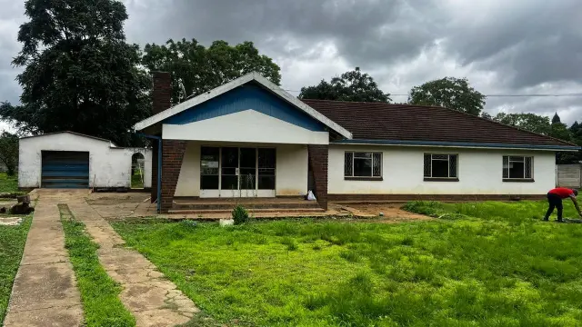 4 Bedroom House to Rent in Bluff Hill