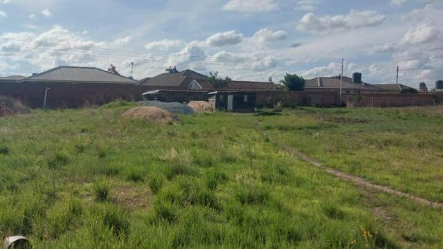 Stand for Sale in Sandton Park