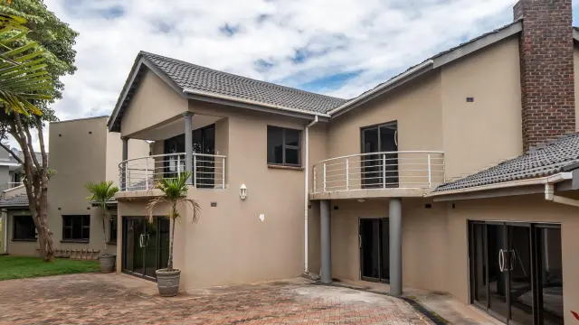 7 Bedroom House to Rent in Mount Pleasant