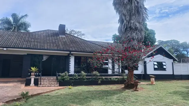 4 Bedroom House to Rent in Borrowdale