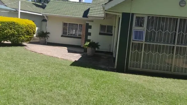 House in Alexandra Park