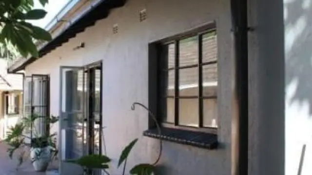 2 Bedroom Cottage/Garden Flat to Rent in Strathaven