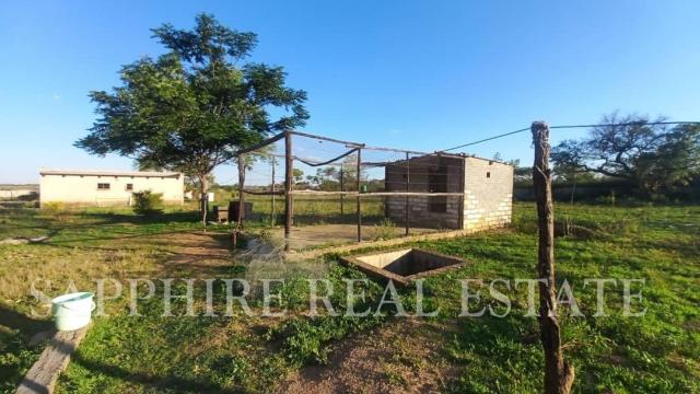 Stand for Sale in Kensington Byo