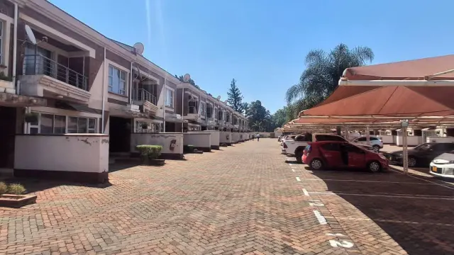 Townhouse/Cluster to Rent in Greendale North