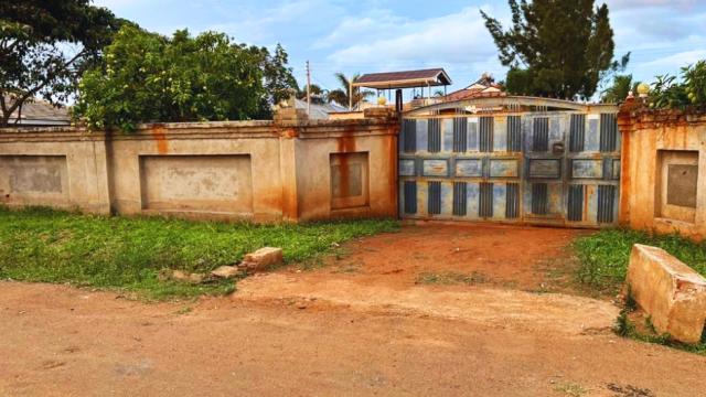 Stand for Sale in Ashdown Park