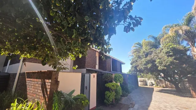 Flat/Apartment to Rent in Avondale