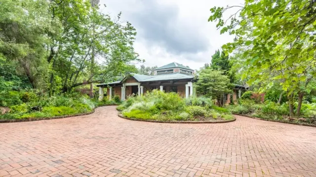 3 Bedroom House to Rent in Mount Pleasant