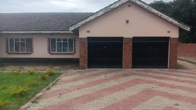 5 Bedroom House to Rent in Waterfalls