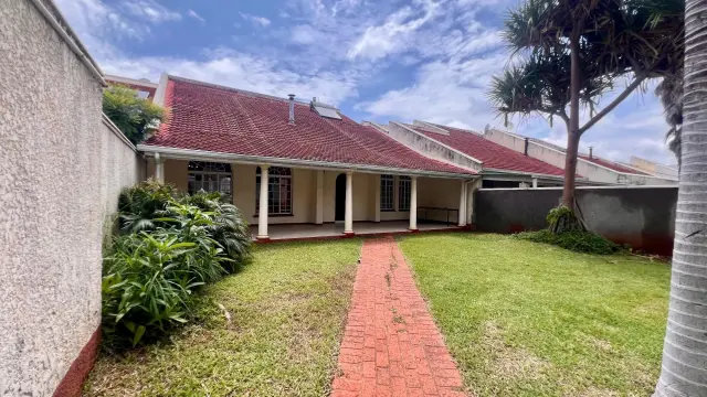 Flat/Apartment to Rent in Avondale