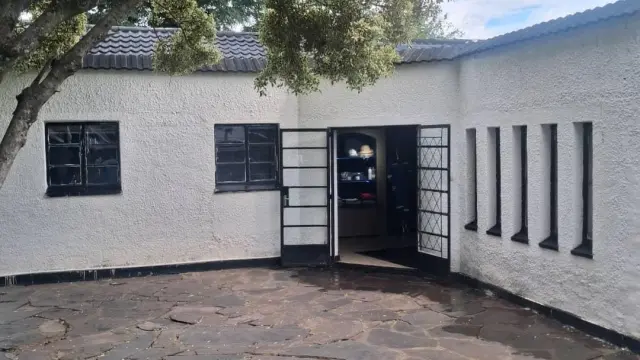 Office to Rent in Newlands