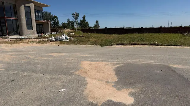 Residential Stand for Sale inArlington