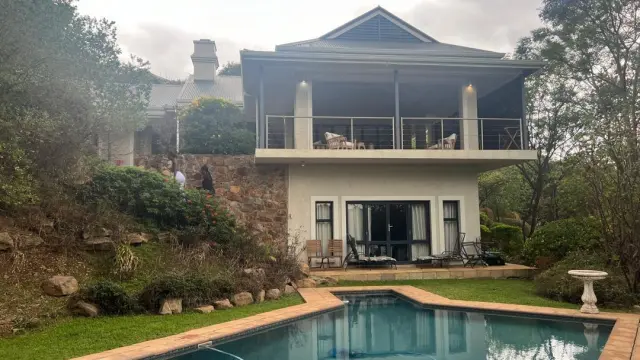 5 Bedroom House to Rent in Borrowdale Brooke