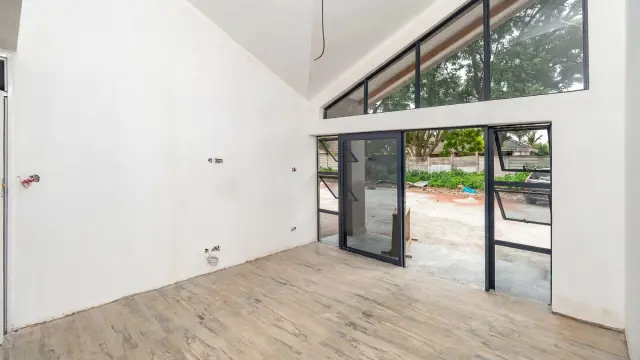 Flat/Apartment to Rent in Sunridge