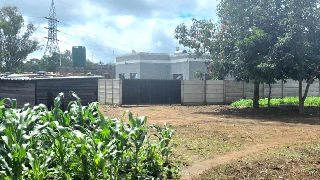 Stand for Sale in Gletwin Park