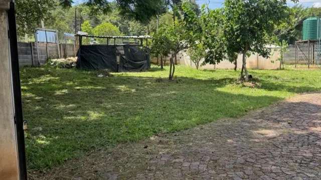 Commercial Stand for Sale in Glen Lorne