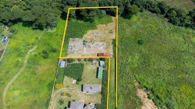 Stand for Sale in Carrick Creagh Estate