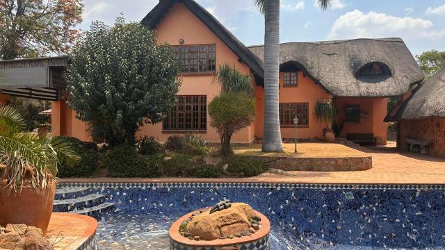 Stand for Sale in Ruwa