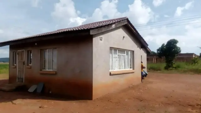 Residential Stand for Sale inNorton