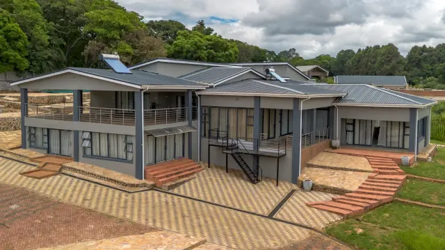 House to Rent in Colray