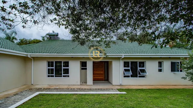 Flat/Apartment to Rent in Borrowdale Brooke