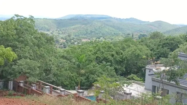 Residential Stand for Sale in Glen Lorne