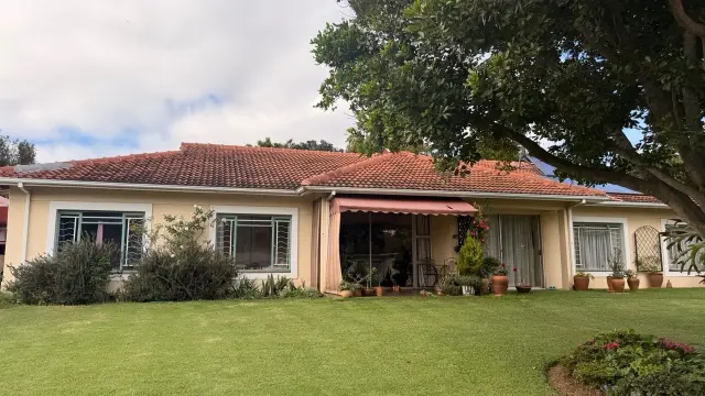 Townhouse/Cluster for Sale