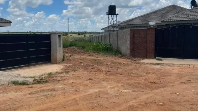 Residential Stand for Sale inTimire Park