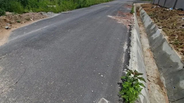 Residential Stand for Sale inArlington