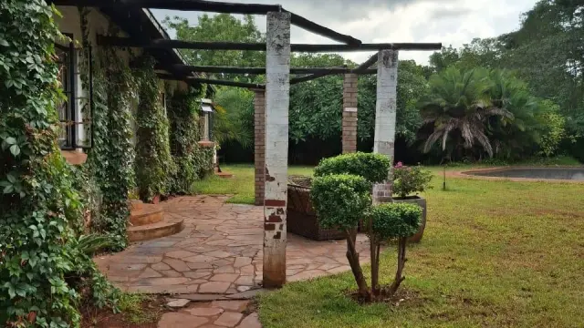 House to Rent in Mandara