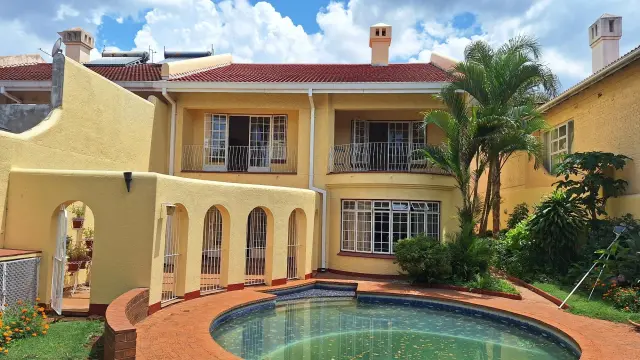 Townhouse/Cluster to Rent in Avondale