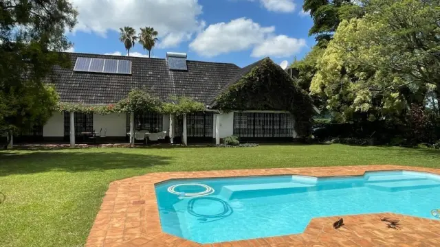 5 Bedroom House to Rent in Gunhill