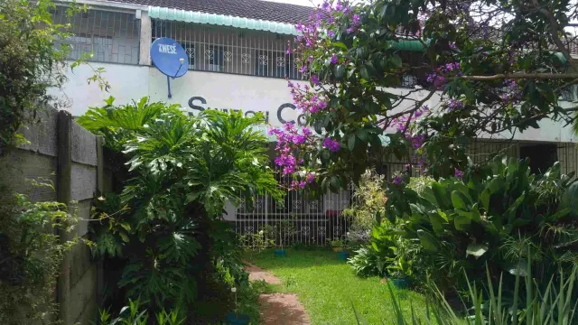 Flat/Apartment to Rent in Avondale West