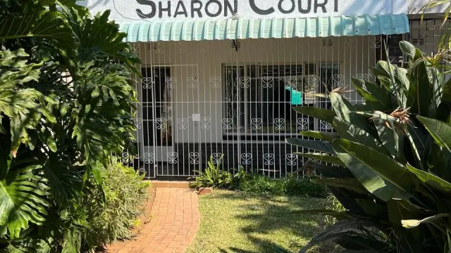 Flat/Apartment to Rent in Avondale West