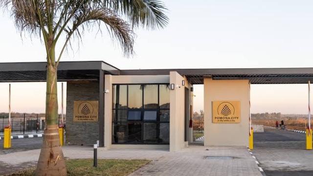 Stand for Sale in Pomona