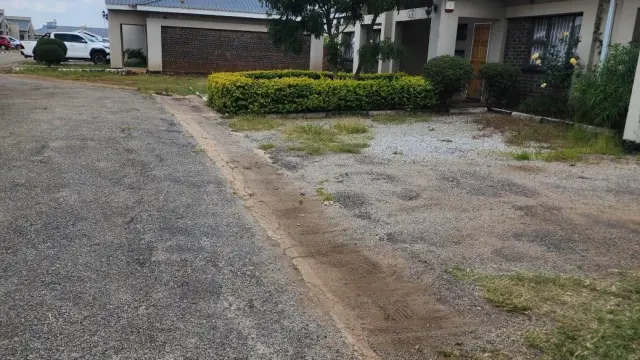 Cottage/Garden Flat for Sale