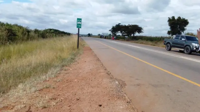 Commercial Stand for Sale inBeatrice