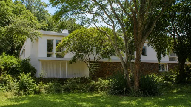 House for Sale in Greystone Park