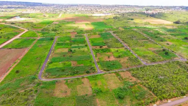 Residential Stand for Sale in Pomona