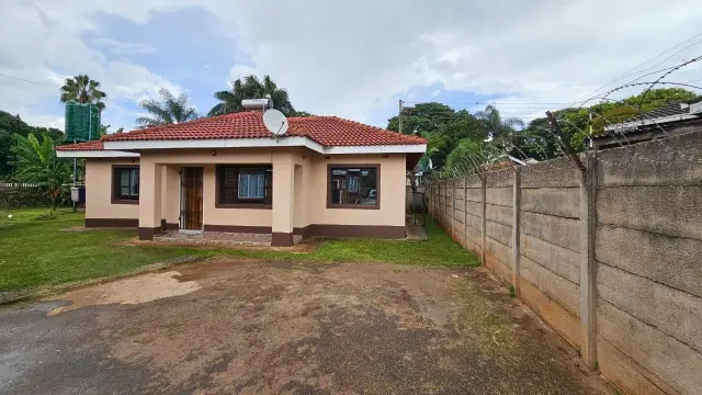 2 Bedroom Cottage/Garden Flat to Rent in Bluff Hill