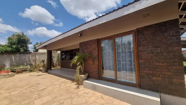 3 Bedroom House to Rent in Bloomingdale