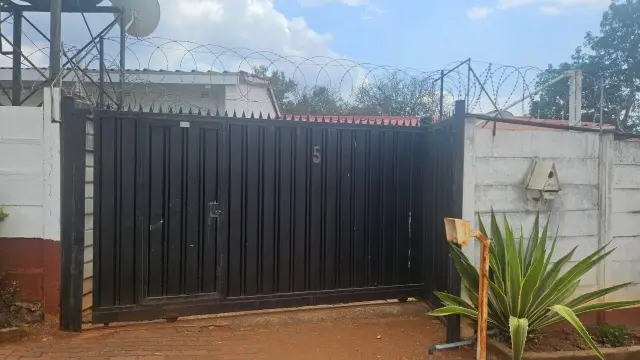 2 Bedroom Cottage/Garden Flat to Rent in Kamfinsa