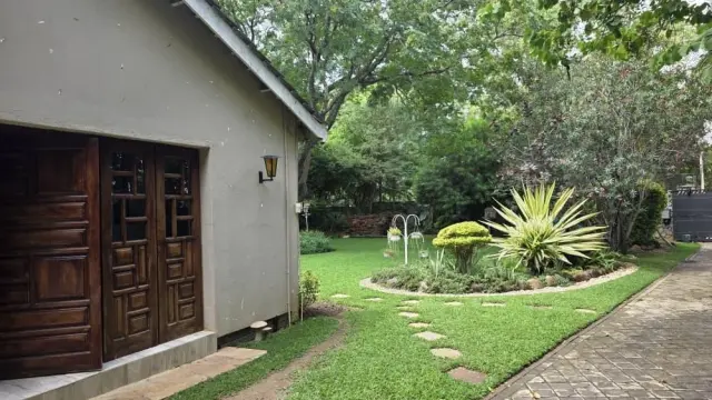 House to Rent in Strathaven