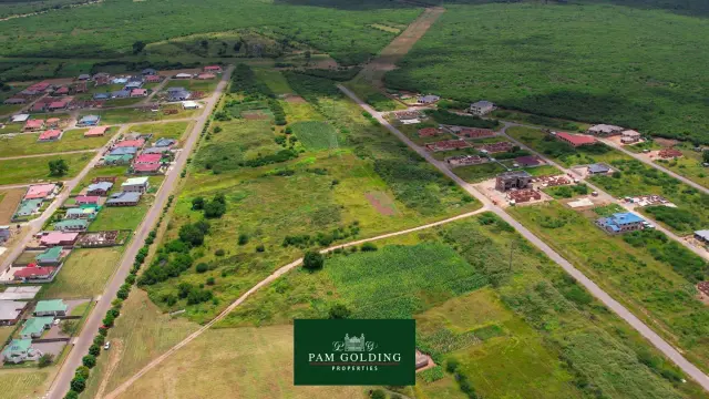 Commercial Stand for Sale in Hopeville