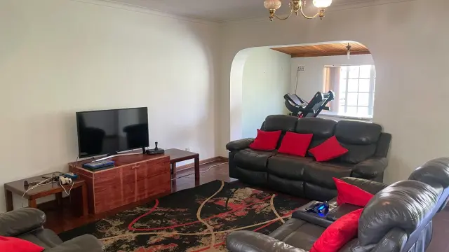 Cottage/Garden Flat to Rent in Avondale West
