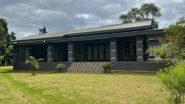 4 Bedroom House to Rent in Greendale