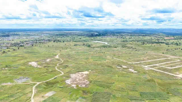 Residential Stand for Sale in Manresa