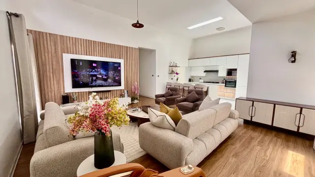 Townhouse/Cluster to Rent in Mount Pleasant