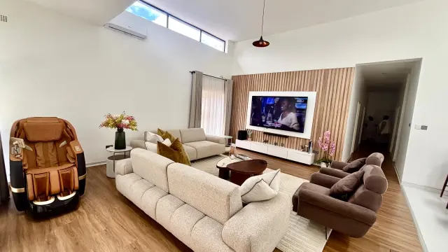 Townhouse/Cluster to Rent in Mount Pleasant